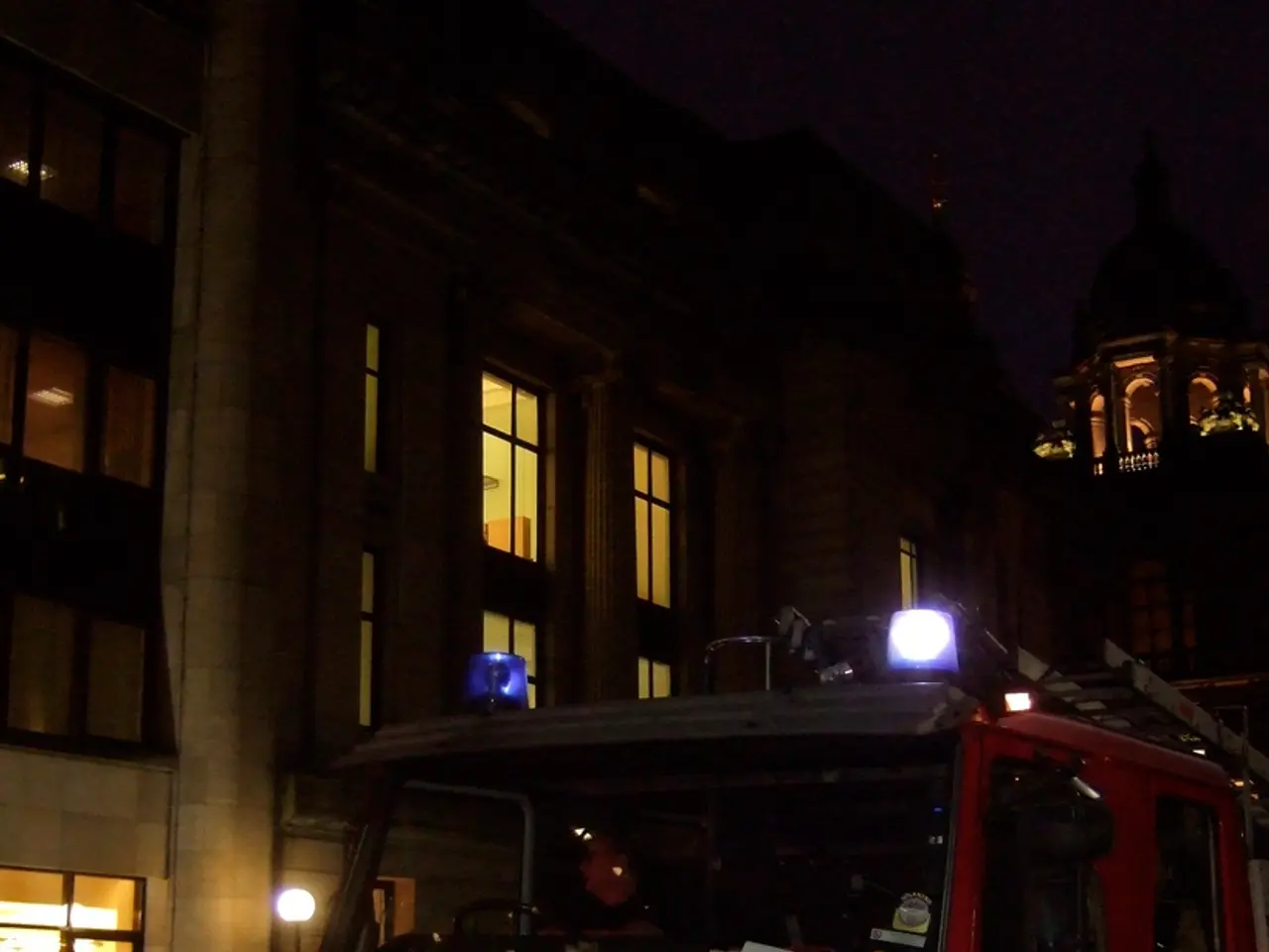 Explanation of Runway Lights: Their Colors, Distances, and Varieties