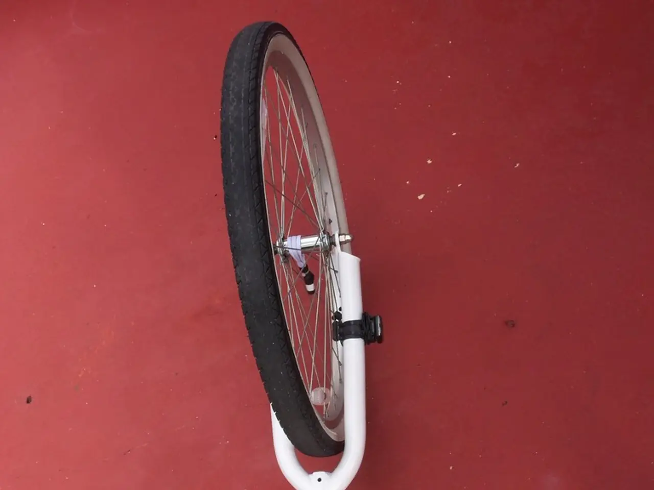 Impact of steeringmoment on subpar wheel design acknowledged by Swiss Side, with assertion that...