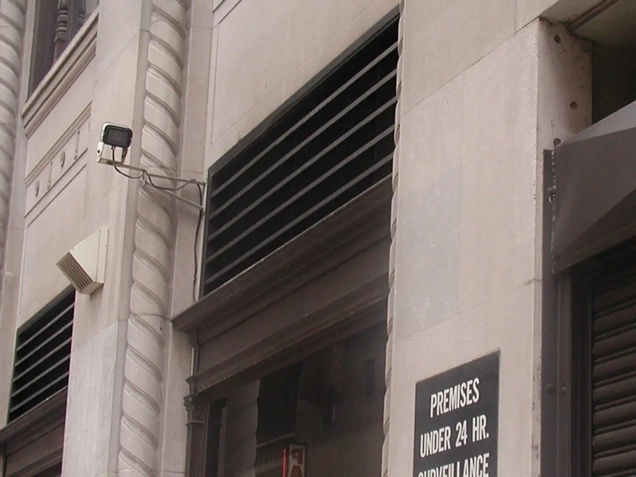 Advanced Optical Filters in Military and Aeronautics Applications