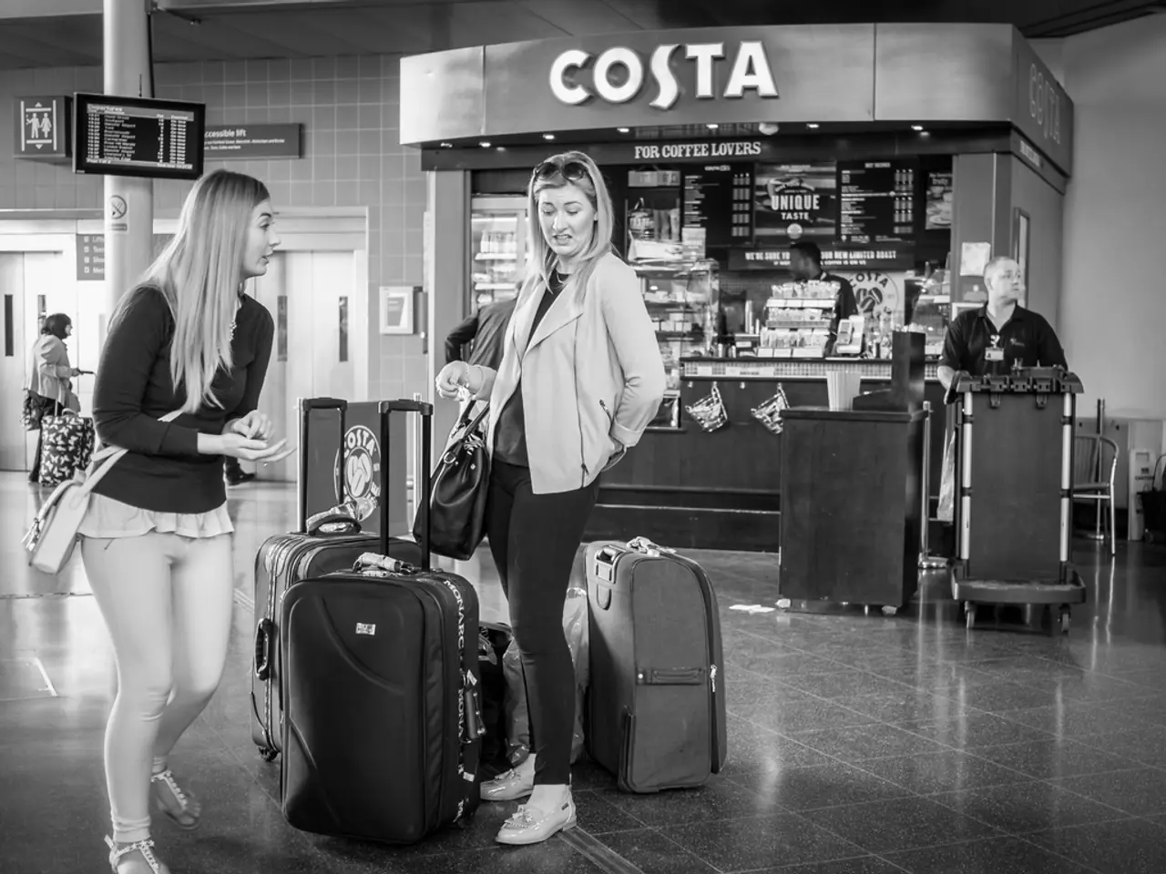 Ryanair expands service beyond Lisbon, advocates immediate growth of Portela airport, and...