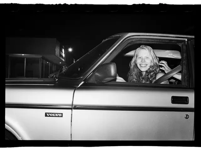 Geely introduces Galaxy L7 EM-i Hybrid SUV, joining the intense competition with BYD in the market