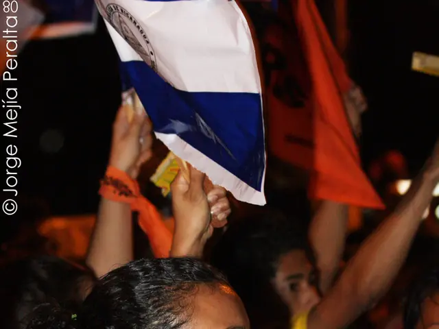 Greenpeace to Launch Opposition Against State Subsidy of €3.4 Billion to Dutch Airline KLM