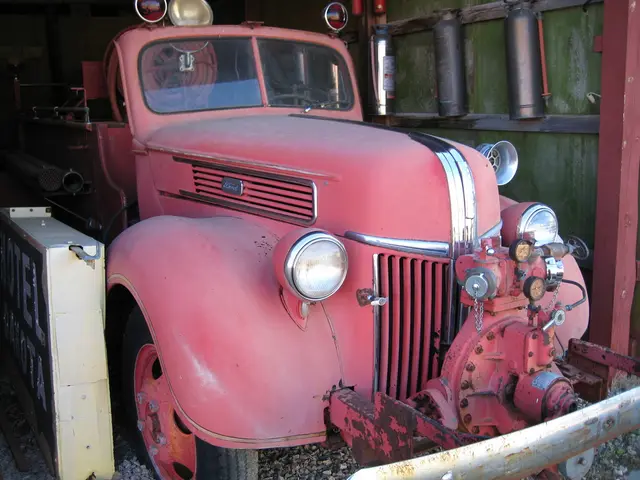 Firefighting Aircraft DC-10 Model: A Flexible Tool in Combat Against Flames