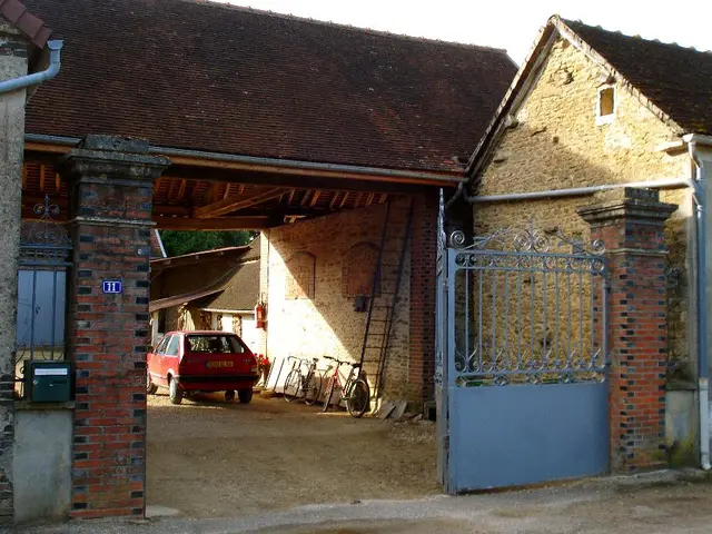 Fundamentals and Approaches for Building Radon-Proof Structures