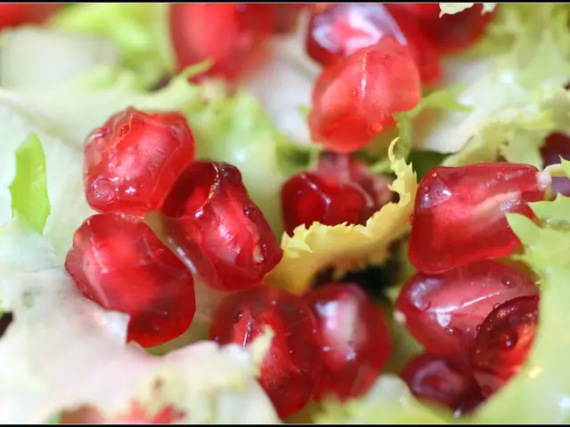 Uncovering the Marvelous Health Advantages of Pomegranates for Kids: A Comprehensive List