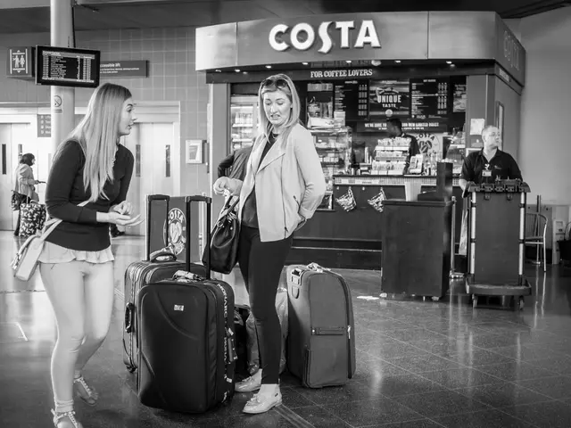 Ryanair expands service beyond Lisbon, advocates immediate growth of Portela airport, and...