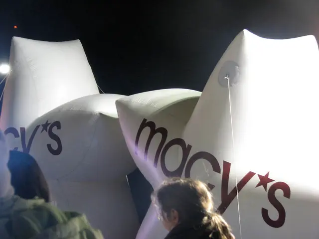 In this image there are women towards the bottom of the image, there is a rope towards the bottom...