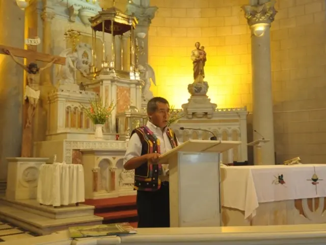 In this in the center there is one person who is standing, in front of him there is one podium. On...