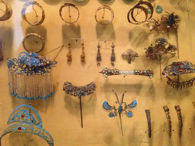 This picture shows few ornaments on the wall.