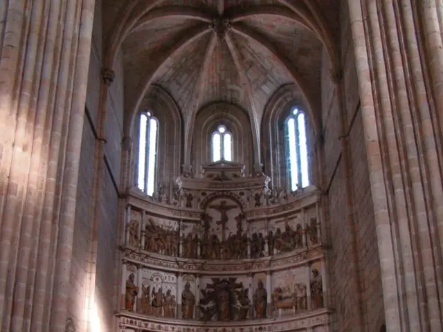In the foreground I can see a fort wall and sculptures on it and windows. At the bottom right I can...