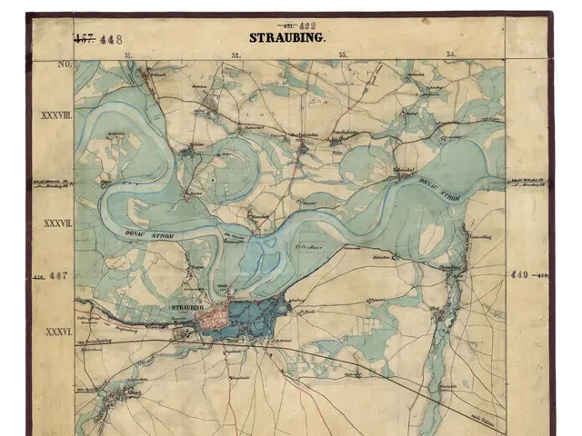 The image shows an old map of the city of Straubing, Germany, with a white background. The map is...