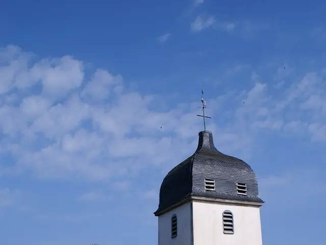 In this picture there is a church in the center of the image.